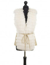 Load image into Gallery viewer, Leather - Vilniaus Kailiai