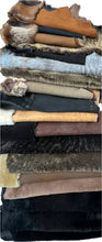 Load image into Gallery viewer, Avikailis / Sheepskin