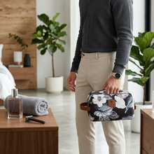 Įkelti nuotrauką į galerijos peržiūros programą, Vilniaus Kailiai cosmetic bag Mod. DS-ASL-7811 with zipper closure and stylish design, perfect for travel and organization.
