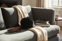 Load image into Gallery viewer, Mod. K08672XX - Vilniaus Kailiai