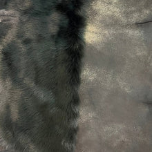Load image into Gallery viewer, Avikailis / Sheepskin