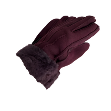 Load image into Gallery viewer, Premium Italian Sheepskin fur with natural strength and elasticity