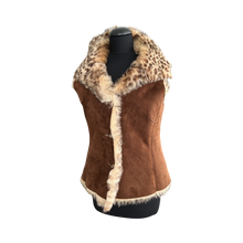 Load image into Gallery viewer, Brown suede sheepskin fur vest with buttons