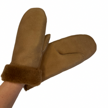 Load image into Gallery viewer, Camel Nappa merino sheepskin mittens