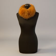Load image into Gallery viewer, Vilniaus Kailiai Mod. 12583xxx leather collar with metal buckle and decorative stitching, close-up view of the stylish accessory.