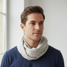Load image into Gallery viewer, Vilniaus Kailiai Lininis šalikas vyrams ir moterims Mod. EMA, švelnus linas, elegantiškas ir universalus scarf.