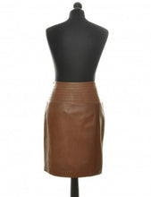 Load image into Gallery viewer, Leather - Vilniaus Kailiai