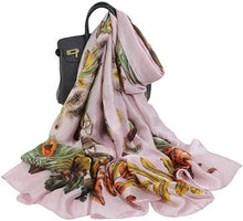 Įkelti nuotrauką į galerijos peržiūros programą, Vilniaus Kailiai Mod. DS-ASL-7825 apparel and accessories with detailed fabric and design features visible in the image.