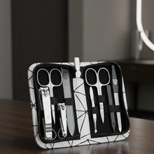 Įkelti nuotrauką į galerijos peržiūros programą, Vilniaus Kailiai Odinis manikiūro rinkinys vyrams ir moterims, elegant gift set with grooming tools, model DS-ASL-7831
