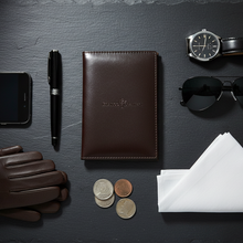 Įkelti nuotrauką į galerijos peržiūros programą, Vilniaus Kailiai Odinis kortelių ir dokumentų dėklas vyrams ir moterims, model OD-1, ruda color, compact wallet for cards and documents.
