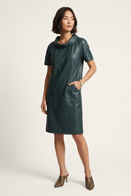 Įkelti nuotrauką į galerijos peržiūros programą, Vilniaus Kailiai Mod. 09600xxx dress in soft fabric, featuring a classic design with elegant details and a comfortable fit.
