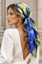 Load image into Gallery viewer, Vilniaus Kailiai Rinkinys scarf, soft fabric with intricate woven pattern in neutral tones, displayed flat for styling.
