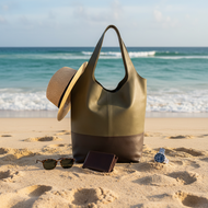Vilniaus Kailiai Odinis krepšys vyrams ir moterims, model 09840XXX, elegant handbag with soft leather finish.