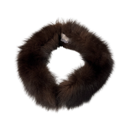 A brown fox fur collar with light russet tips, designed to be worn with outerwear such as jackets, coats, and pullovers.