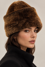 Įkelti nuotrauką į galerijos peržiūros programą, Vilniaus Kailiai Mod. K08672XX stylish hat in natural fabric, featuring a wide brim and textured material, displayed on a neutral background.
